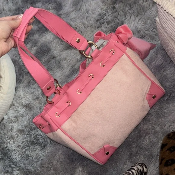 SOLD Viral rare juicy couture daydreamer tote - Picture 3 of 4